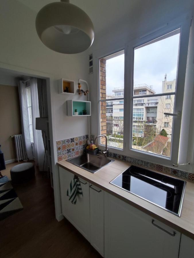 Logement Entier:Asnieres Sur Seine Exterior foto